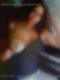 Married sexy mature females and couples from Toms River.